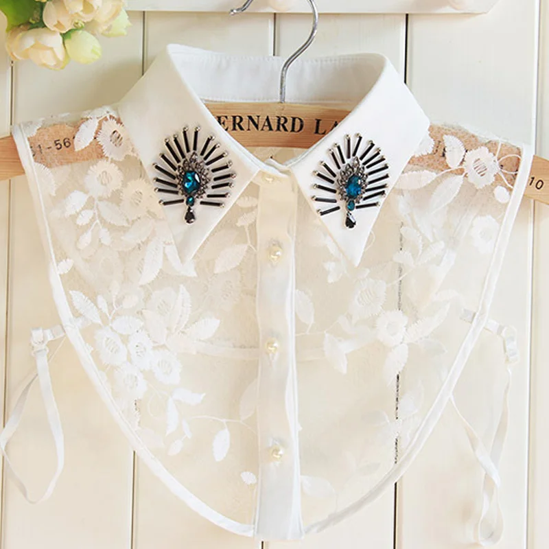 Женская кружевная рубашка с фальшивым воротником винтажный со стразами и