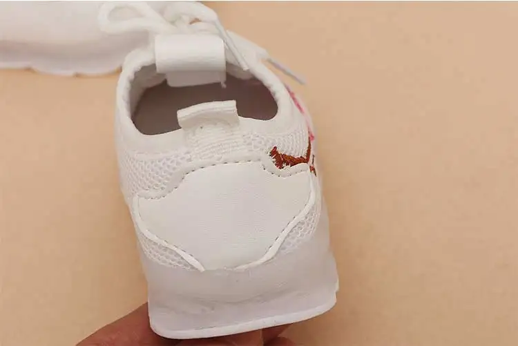 Kids sneakers 2019 new breathable solid mesh girls & boys casual shoes lighted floral children shoes lace-up sneakers (20)