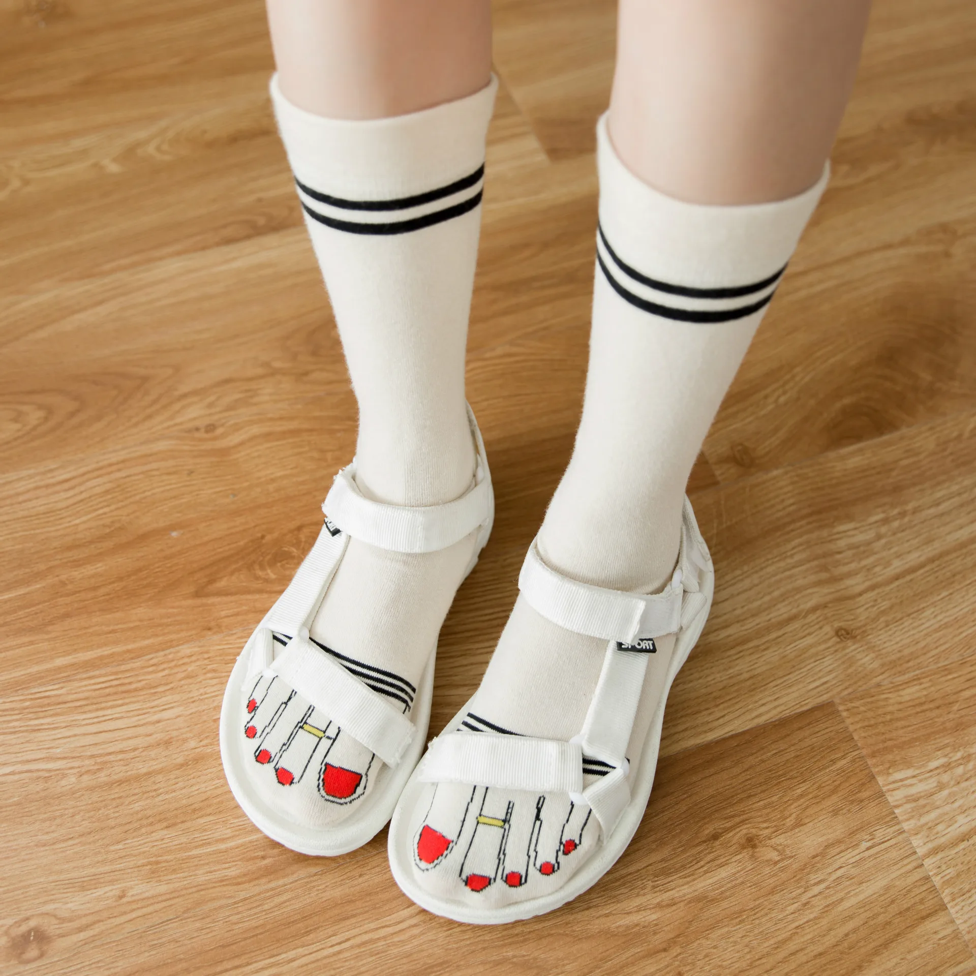 

Cartoon Cute Personality Nail Polish Fake Fingers Funny Long Socks for Women Fashion Summer Harajuku Socks for Female Sokken