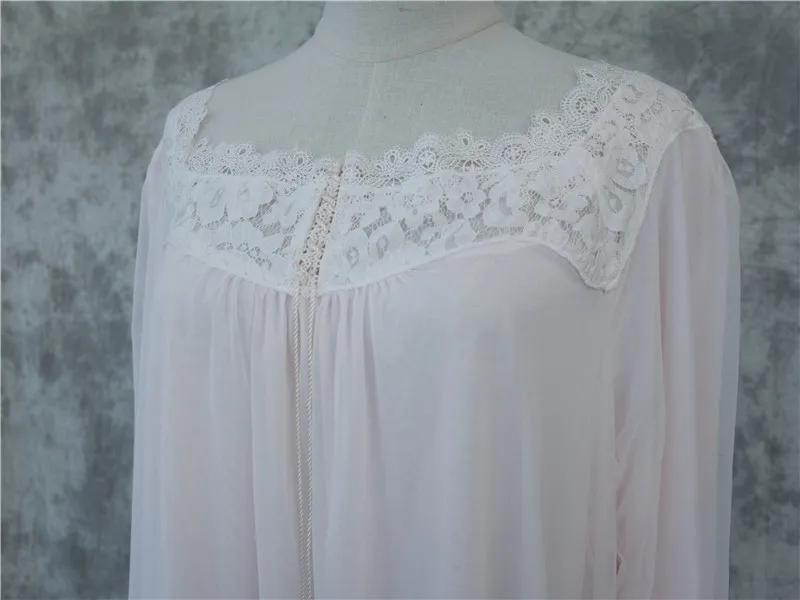NIGHTGOWN (4)