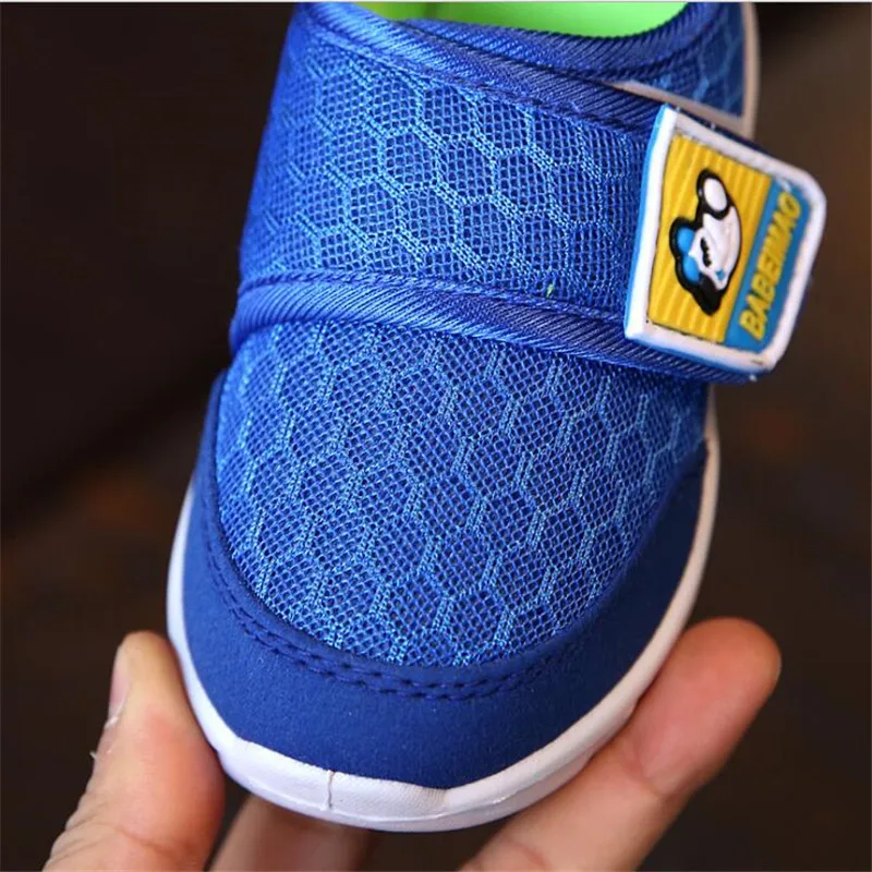 MHYONS 2018 جديد أزياء 1 إلى 7 سنوات طفل الفتيان و الفتيات عارضة أحذية رياضية لينة أسفل الأطفال احذية الجري الاطفال أحذية رياضية