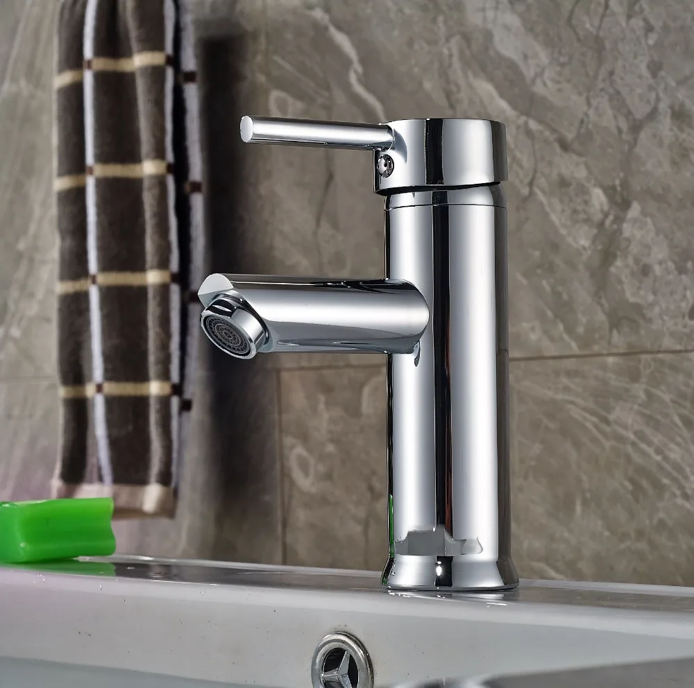 

Chrome Polished Bathroom Sink Faucet Deck Mounted Single Lever One Hole Hot&Cold Faucet Swivel Spout