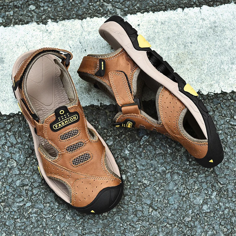 

Spring and Summer New Men's Lower Band and Big Size Outdoor Beach Sports and Leisure Sandals