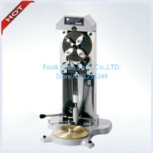 Внутри ювелирный станок для нанесения гравировки включает в себя 1 шт. циферблаты и 1 шт. алмазные наконечники Ювелирное кольцо с гравировкой