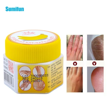 

3pcs Thailand Banana Anti-cracking Cream Frozen Frostbite Anti-Chapping Repair Skin Ointment Anti Dry Crack Moisturizer Oil