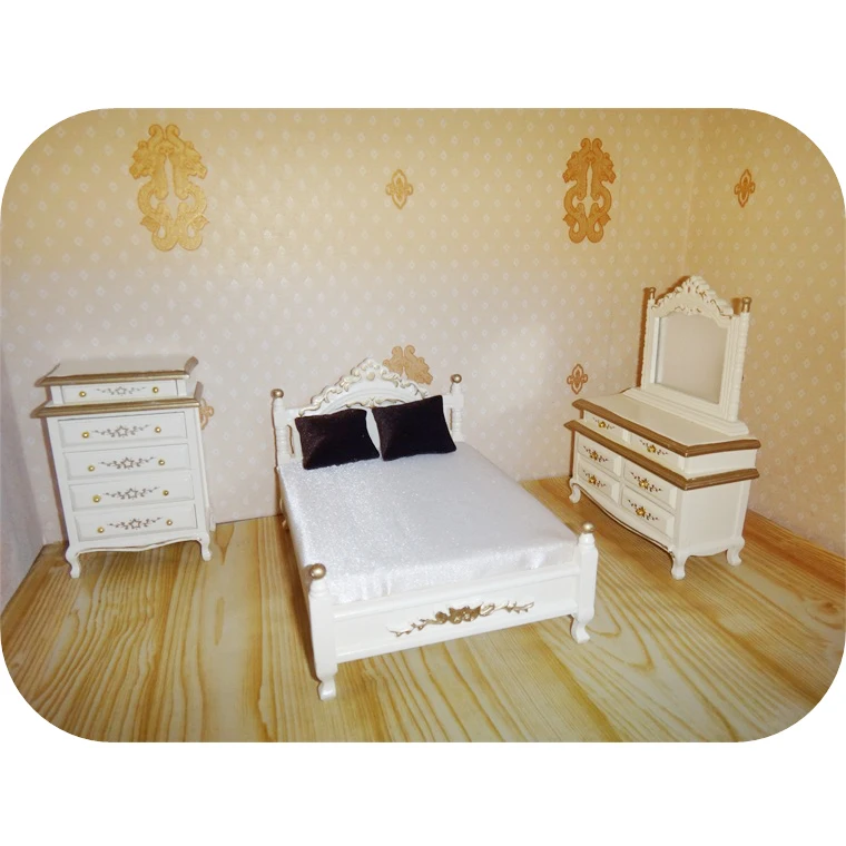 1 12 dollhouse bed