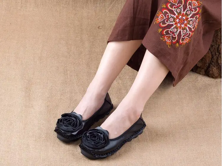 Модные мокасины с цветами; удобная женская обувь; Повседневная рабочая обувь для вождения; женская обувь на плоской подошве; обувь на плоской подошве из натуральной кожи - Цвет: Черный