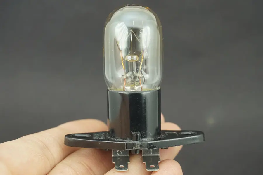 

240V 25W 2A Microwave Bulb Light Bulb Holder For Many Brands Ovens Spares Parts