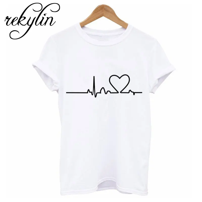 2019 جديد المتناثرة الحب مطبوعة المرأة القميص عارضة المحملة قمم الصيف قصيرة الأكمام الإناث T قميص المرأة الملابس