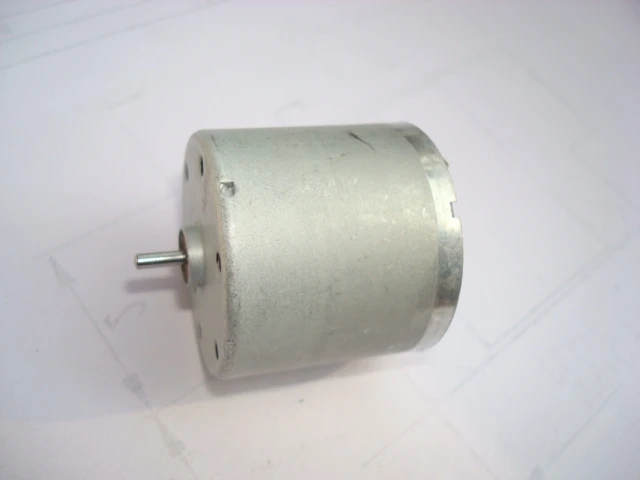 

528 motor 6V-24V/RS-528C miniature DC motor / motor / gear motor 37 mm