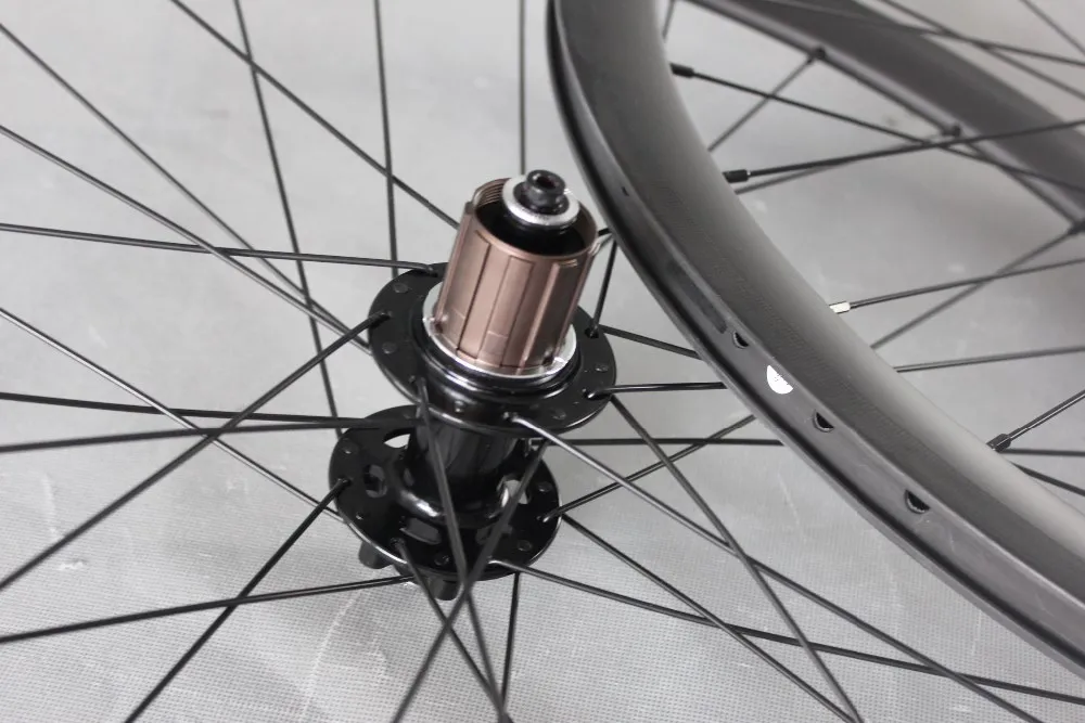 Excellent ICANBikes Cyclocross Bike/Mountain hard tail 700C Wheelset 38mm Clincher Carbon Road Wheels Disc Brake Bitex Hub 4