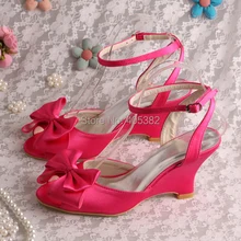 Gros dames modèle Wedge sandales de mariage Rose Rose Satin avec Bowtie taille 7