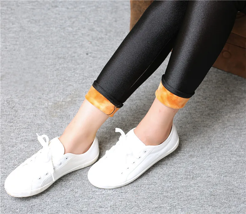 3308140598_1629846007