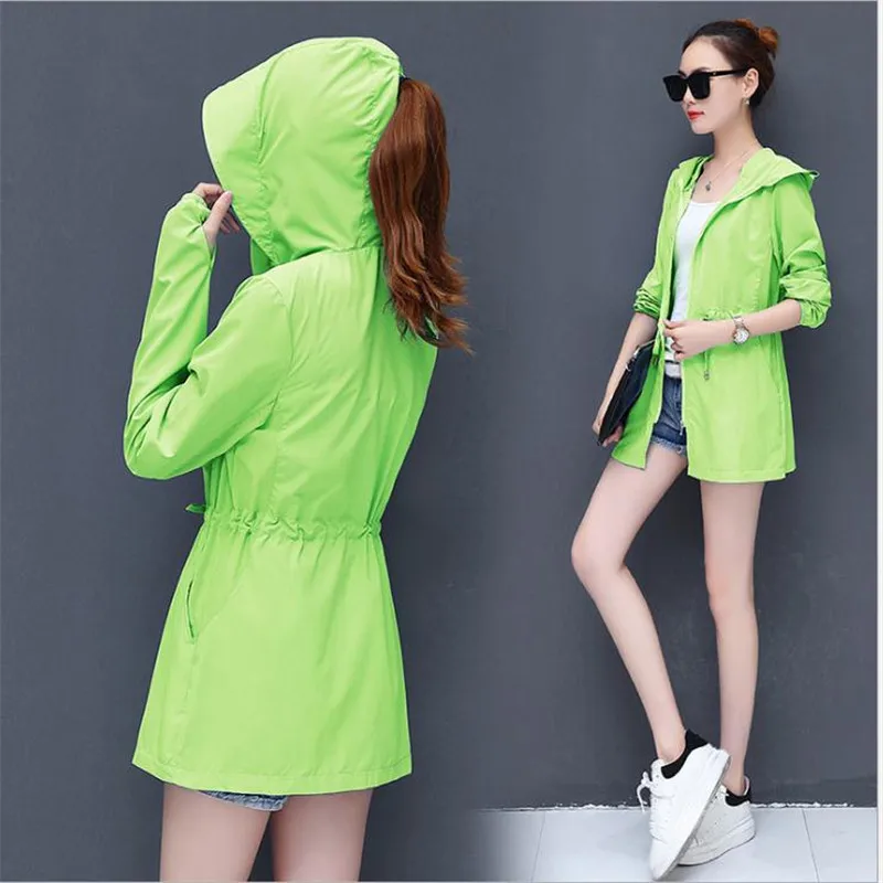 طويل كم زائد حجم 4XL الصيف النساء الشمس الأشعة فوق البنفسجية حماية سترة الملابس الإناث 2019 مقنعين متوسطة طويلة سترة رقيقة الشاطئ CQ1939