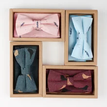 Для мужчин галстук бабочка карман квадратный платок костюм набор с подарочной коробке Хлопок перо Птица Листья Жених провечерние м бабочка