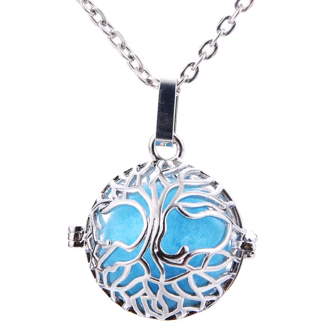 Aromatherapy essential oil diffuser necklace