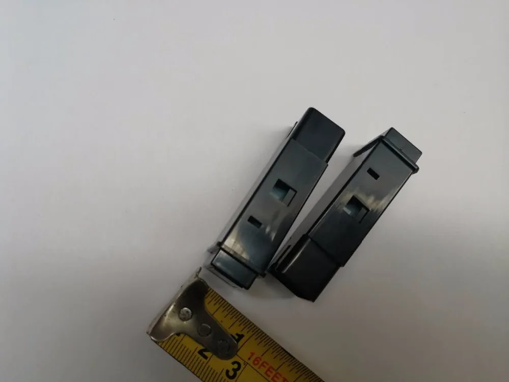 7 (7)