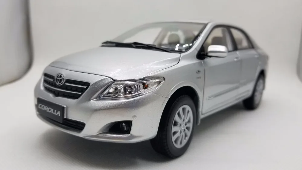 1:18 Diecast Model for Toyota Corolla 2008 Silver Rare Alloy Toy Car Miniature Collection Gifts 1:18 Diecast Model for Toyota Corolla 2008 Silver Rare Alloy Toy Car Miniature Collection Gifts
