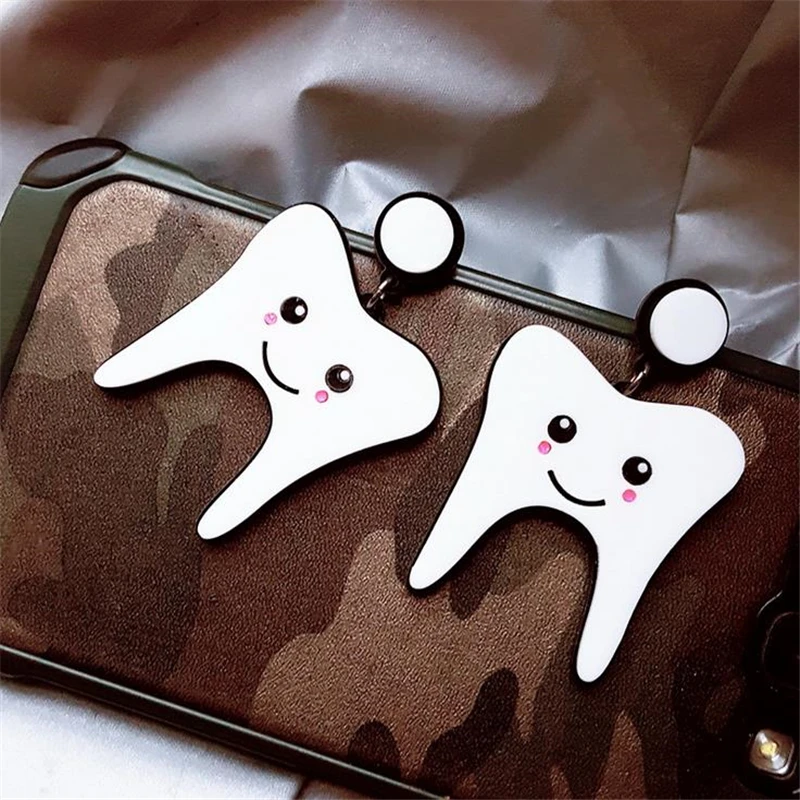 Doreen Box, Милые акриловые серьги-гвоздики в форме зуба, новые модные женские серьги-гвоздики белого цвета, трендовые серьги для девочек, ювелирное изделие, 5,8x4 см, 1 пара