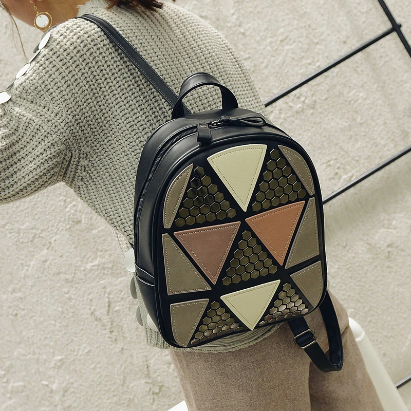 

New Fashion Rivet Sequined Patchwork Rucksack Bags Women Shopping Backpack Lady Travel Shoulder Bag Girl Student School Backpack
