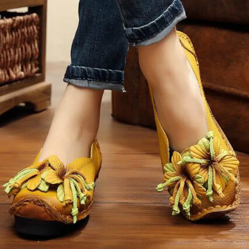 

Spring autumn handmade shoes woman genuine leather national wind soft bottom shallow mouth round head ladies flower flats