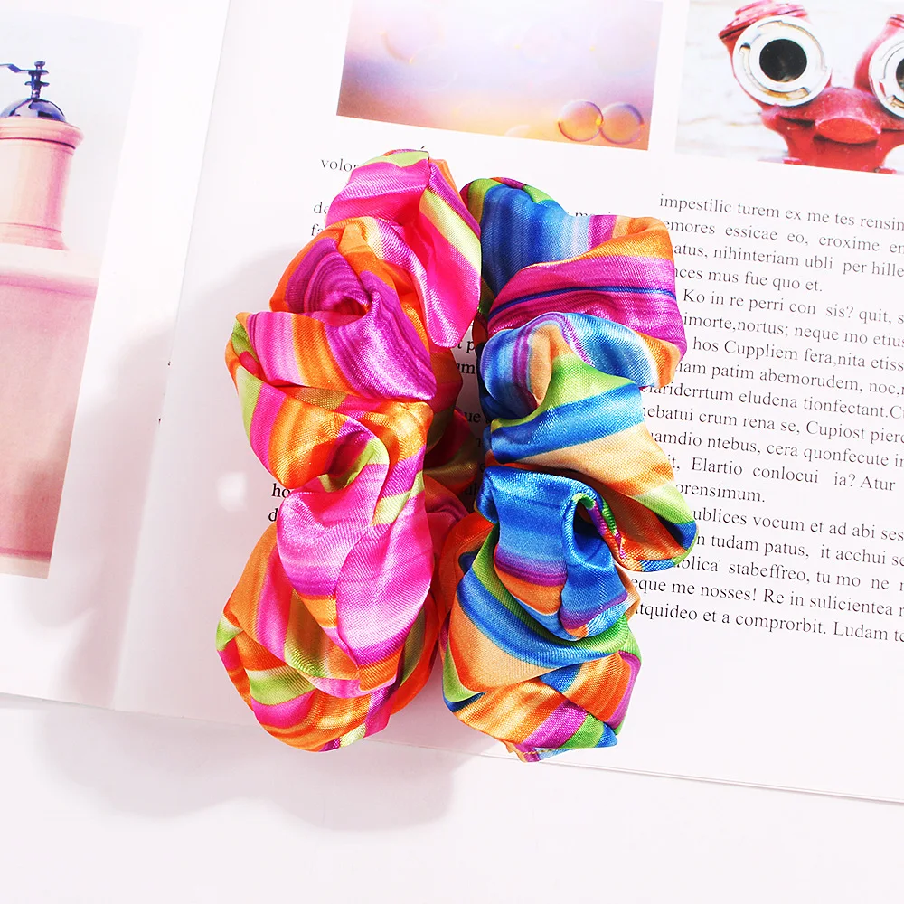 Cool scrunchies 2024