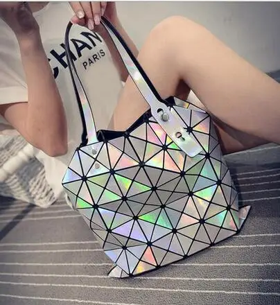Maelove Hot Sale Women s Bags Hologram Laser Geometric Handbags Multicolor Women Messenger Bags BAO BAO
