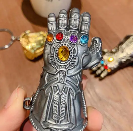 Marvel Avengers 4 Infinity War Thanos Infinite Power Glove Toy Gauntlet 3D Model Keychains Keyring Cosplay Toys For Children Marvel Avengers 4 Infinity War Thanos Infinite Power Glove Toy Gauntlet 3D Model Keychains Keyring Cosplay Toys For Children