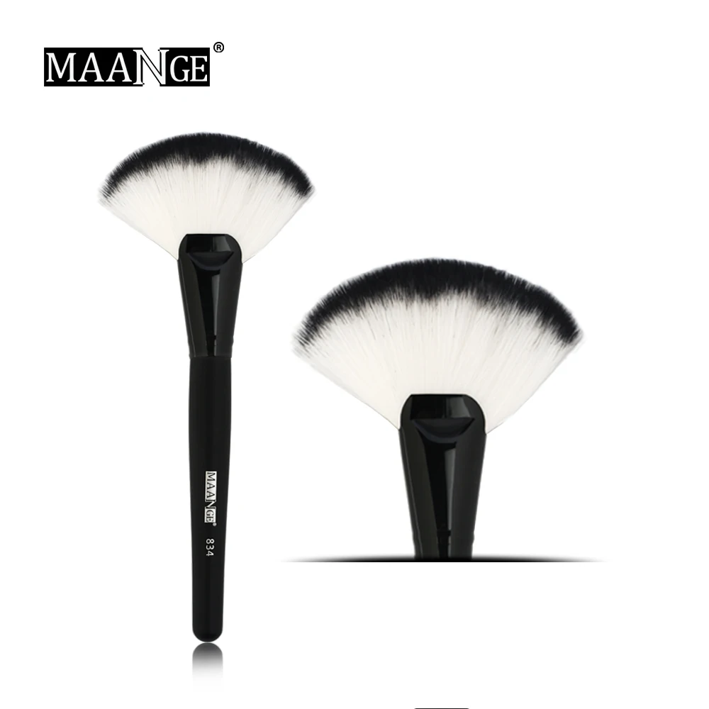 

MAANGE Large Fan Shape Powder Makeup Brush Pro Foundation Powder Blush Contour Brush Multifunction Cosmetic Brushes Makeup Tool