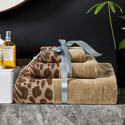 3 teile satz Pakistan baumwolle baumwolle handtuch set Leopard Luxus Badetuch Set Körper Waschlappen Set für die dusche Kostenloser versand Günstig