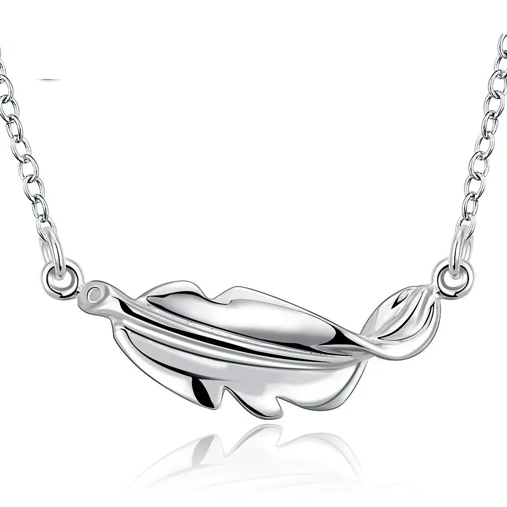 

2019 fashion New Silver color Jewelry Necklace Wholesale European And American Creative Feather Pendant Necklace gift
