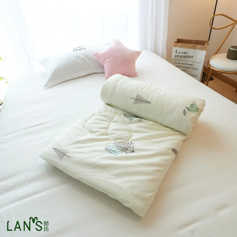 Super Soft Washable Cotton Summer Quilts 2017 Fashion Elegant Duvets Thin Lace Edge Blankets