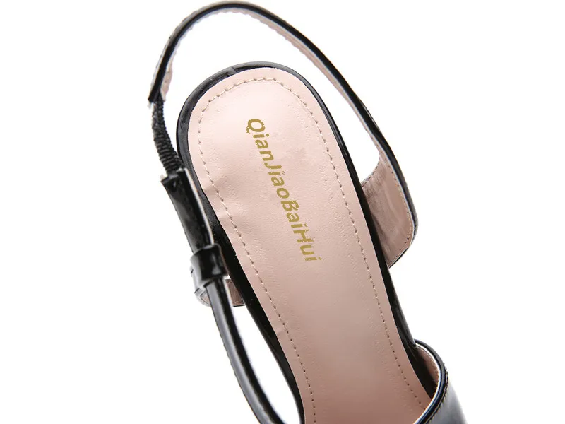 Sandal 14
