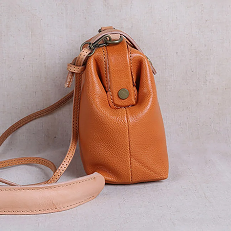 AETOO Leather mini bag, leather mouth gold bag, one-shoulder slant bag, minimalist doctor bag