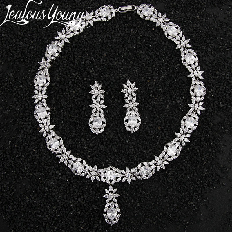 

Exquisite Leaves Wedding Jewelry Sets For Woman Including 1 Pair CZ Drop Dangle Earrings & 1 Statement Pendant Necklace AS014