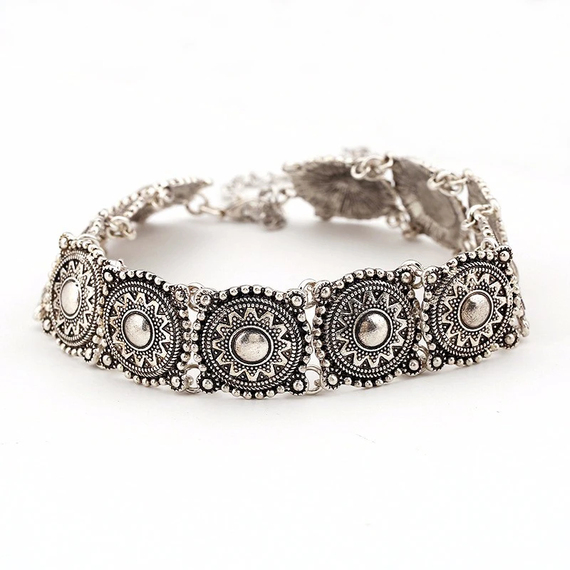 

New European style retro fashion necklace joker Sun Flower Necklace pendants for women factory direct wholesale