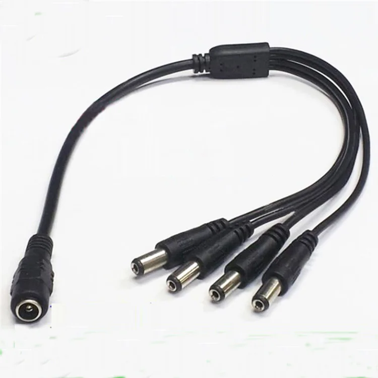 5A / 2464 / 20AWG Měděný kabel Zásuvka DC5,5 * 2,1 Zásuvka pro 4 zástrčky Zástrčka napájecího kabelu pro CCTV DVR Fotoaparát Projektor Bezpečnost