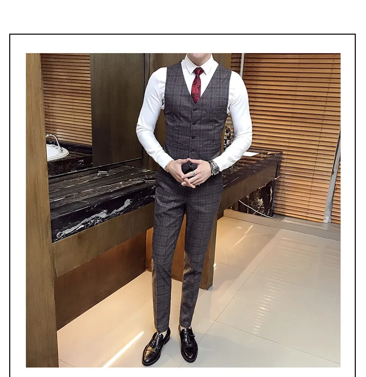 Men's plaid suit