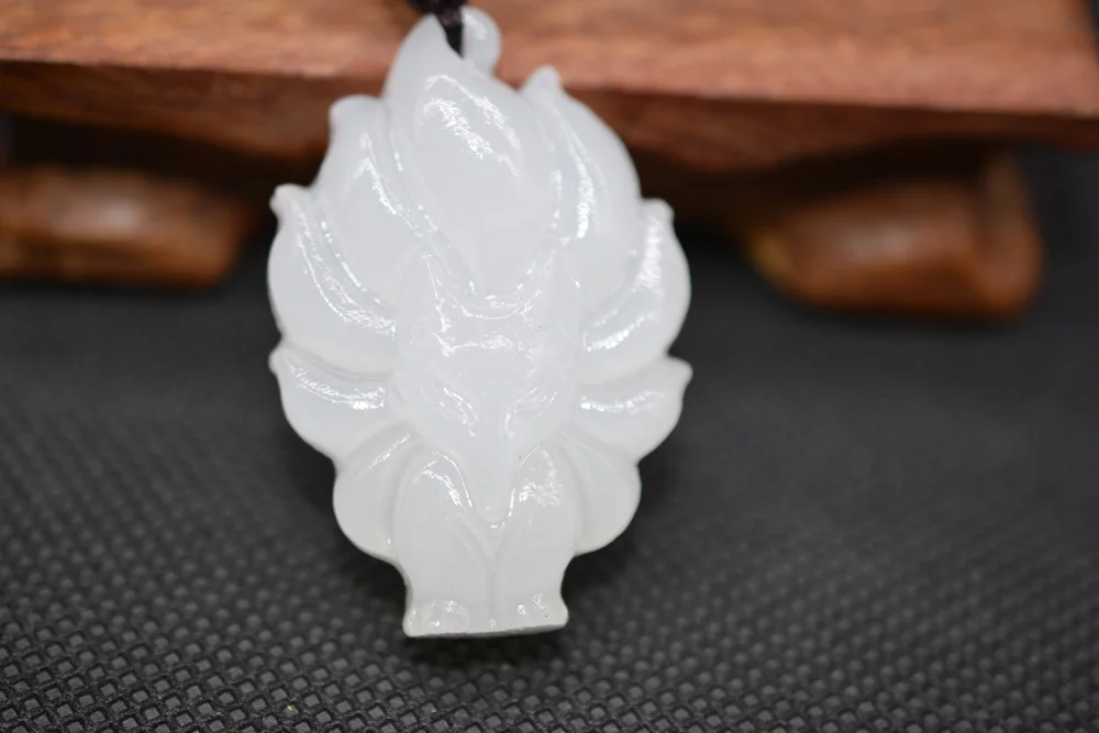 XinJiang белый нефрит лиса кулон ожерелье Прямая поставка Нефритовый камень девятисвостый лиса счастливый Амулет ожерелье с цепочкой для мужчин и женщин