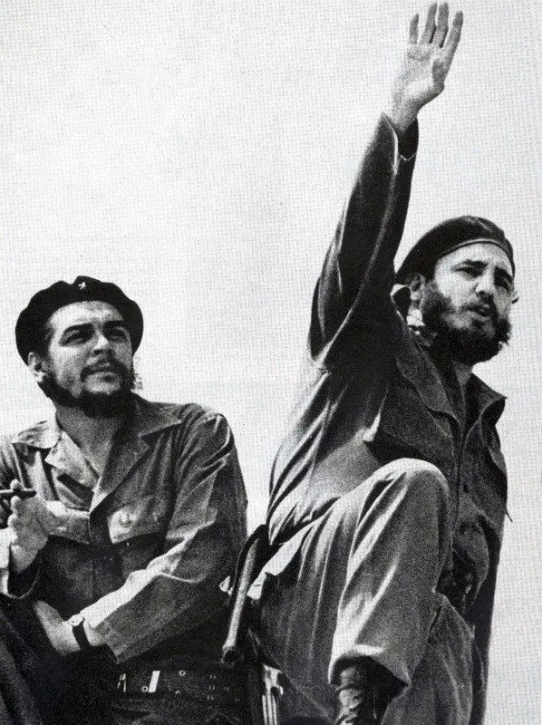 

MX08156 Che Guevara - 1928-1967 Marxist Revolutionary 14"x19" Poster