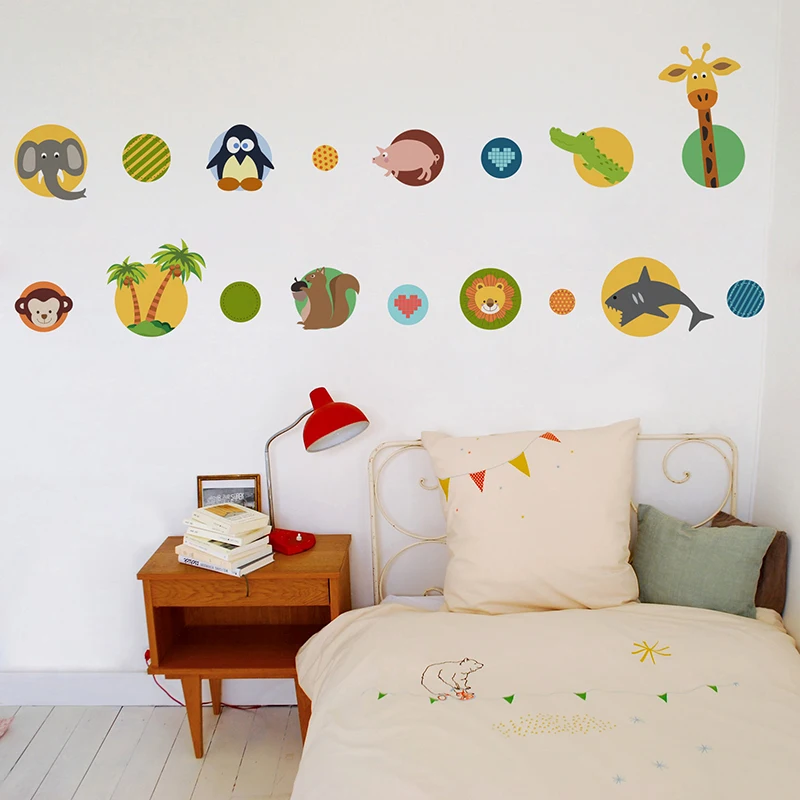 Creative Animals Circles Wall Stickers For Kids Room Decoration Nursery Mural Decals Monkey Giraffe Frog Owlet Safari Home Decor