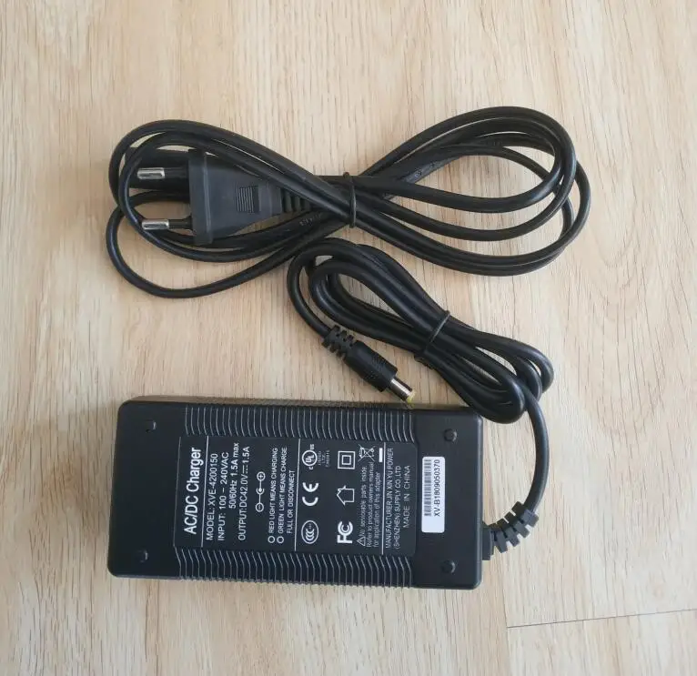 

Charger for KUGOO S1 electric scooter 42V 1.5AH battery charger