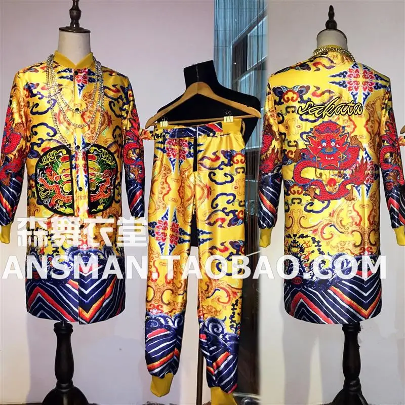 

Men Tracksuit Loose Long Jacket Coat Nightclub Male Singer DJ Gold Satin Robes Embroidered Atmosphere Costumes Roupas Masculina