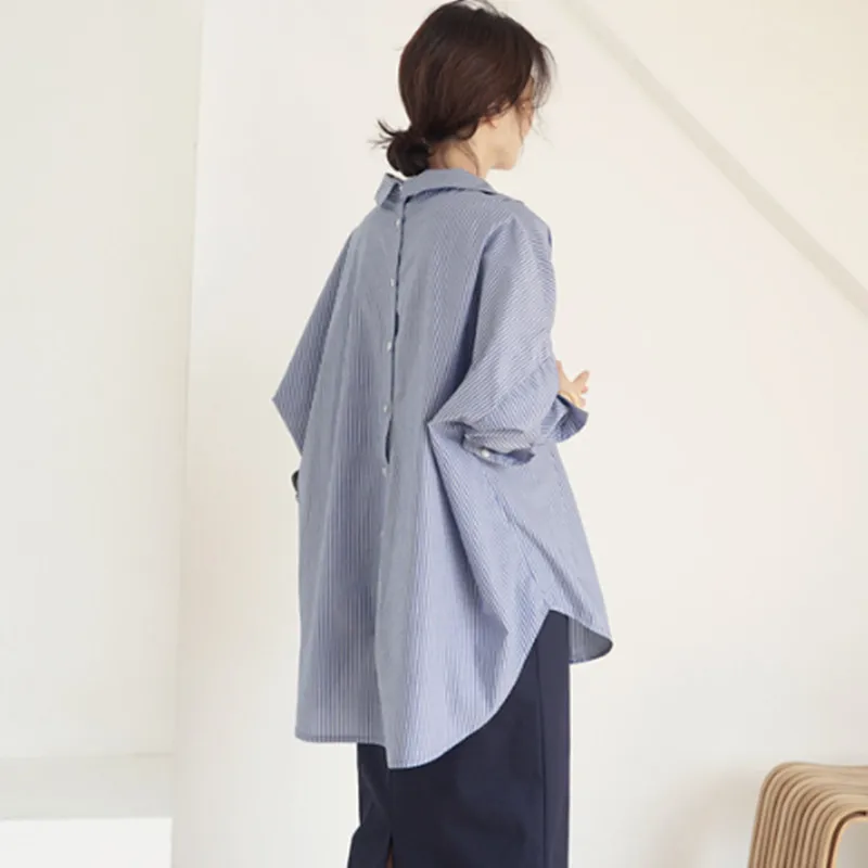 

LANMREM 2019 Summer New Fashion Temperament Women Loose Plus Casual Back Button Irregular Striped Shirt TC205