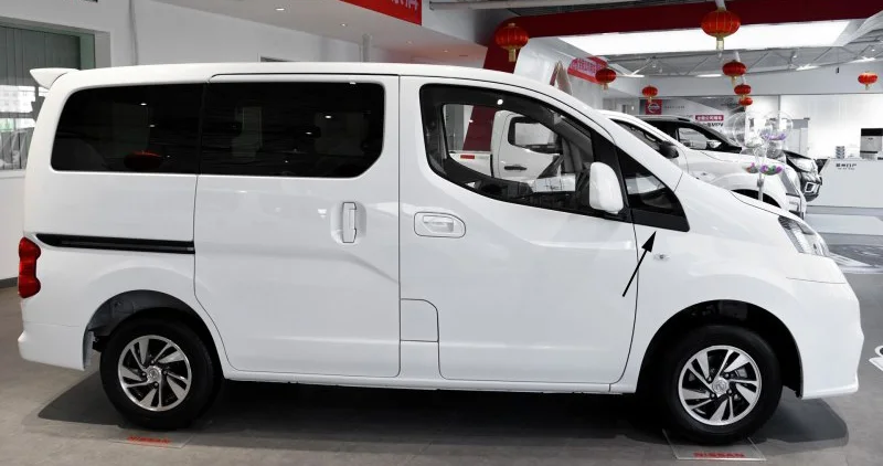 Для Nissan NV200 2010, автомобильный оконный столб, хромированная накладка, аксессуары для стайлинга автомобилей, наклейки, декоративные Чехлы, 1 пара