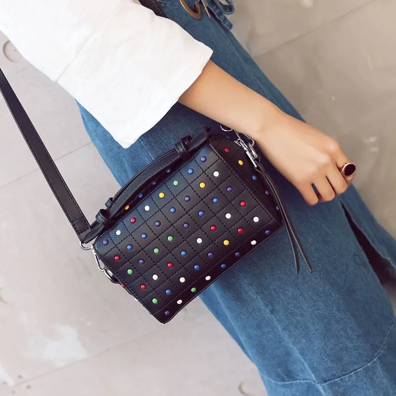 JANESPRI Crossbody Bags for Women Messenger Bags 2018 Vintage Leather Bags Women Handbags Famous Brand Rivet Small Shoulder Sac (12)