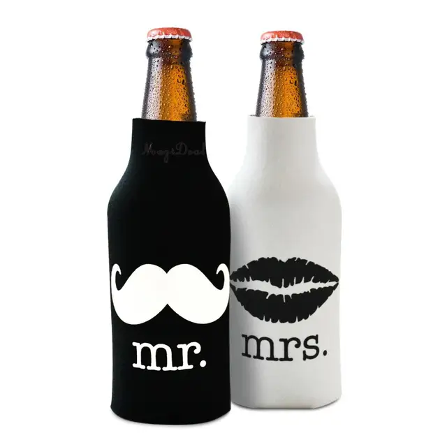 MagiDeal 2pcs Beer Bottle Cooler Sleeve Wrap Zip Holder Lover Wedding Favor Mr. Mrs.-Great Couple Gift