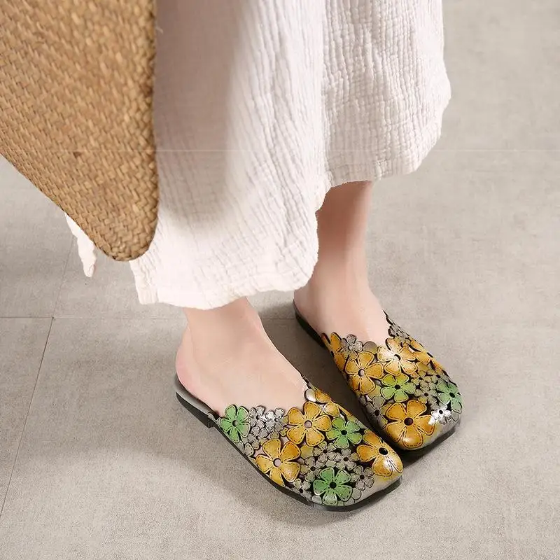 

2019 women summer genuine leather flower low heel shoes female sandals handmade slippers slides 1902-1