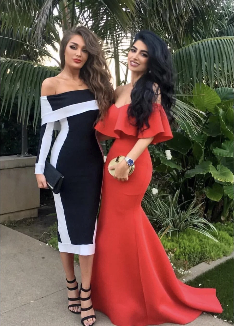 

2019 New Women fashion black off shoulder long sleeve Bodycon Celebrity bandage dress evening Party dropshipping