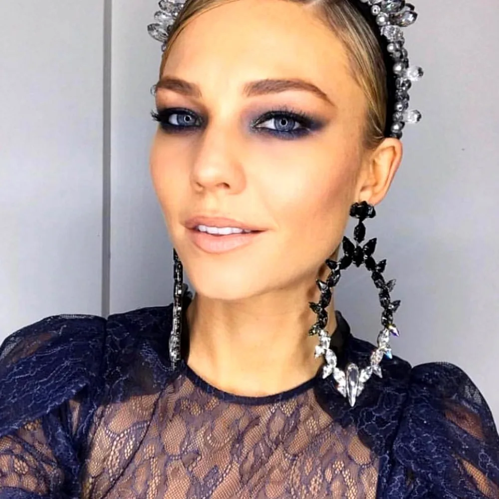 

Luxury Shiny Black White Rhinestone Big Drop Dangle Earings for Women Fashion Jewelry Hot Sale Statement Earrings Accessories